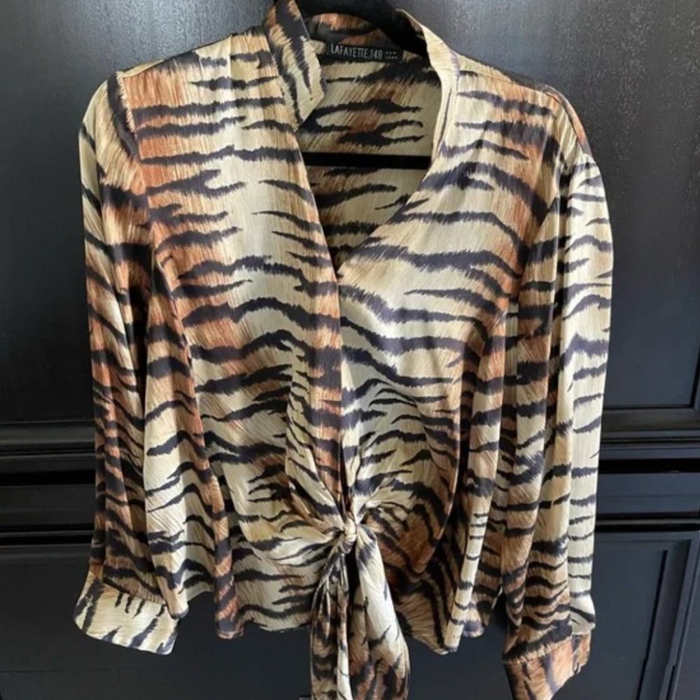 Lafayette 148 Silk Tiger Animal Print Wrap Blouse Size 10 - Picture 2 of 3